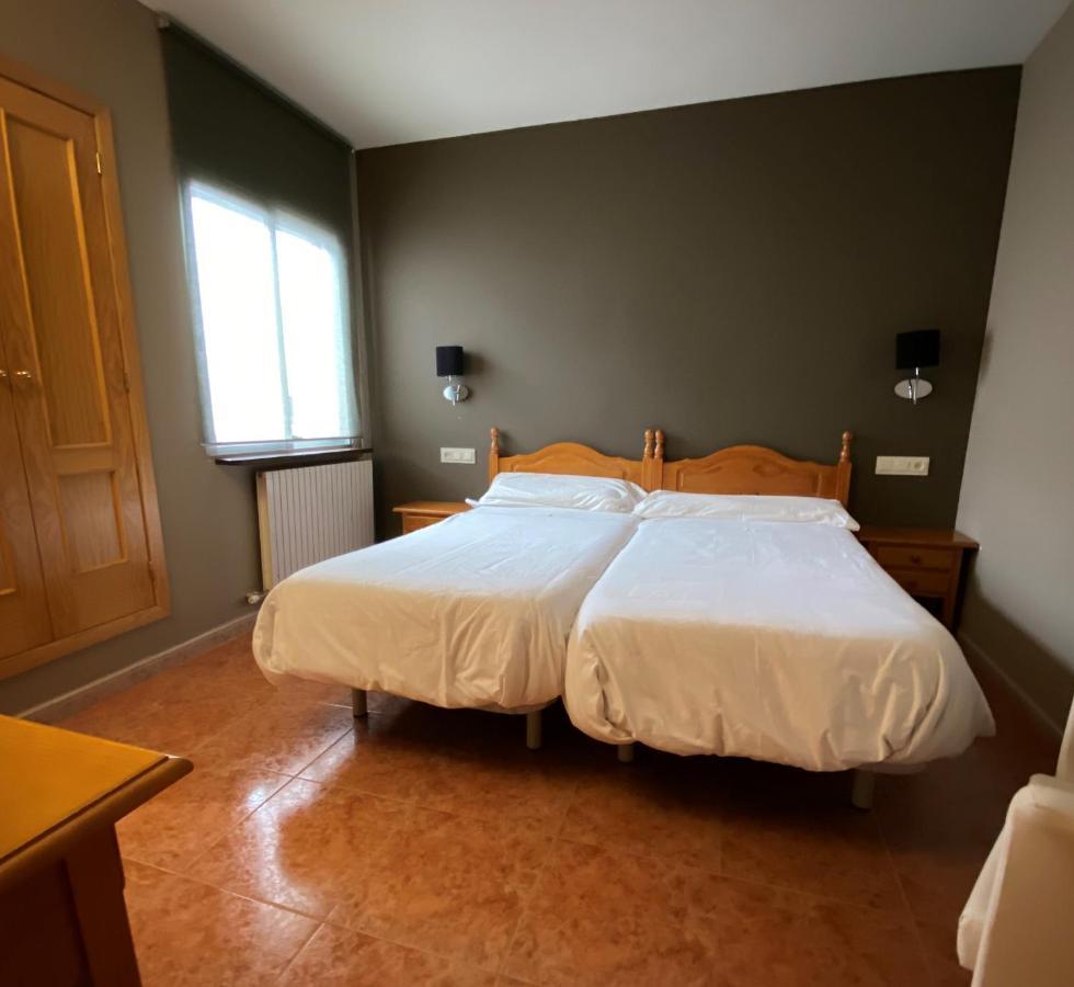 Hotel Casa Custodio La Puebla de Roda Exterior photo